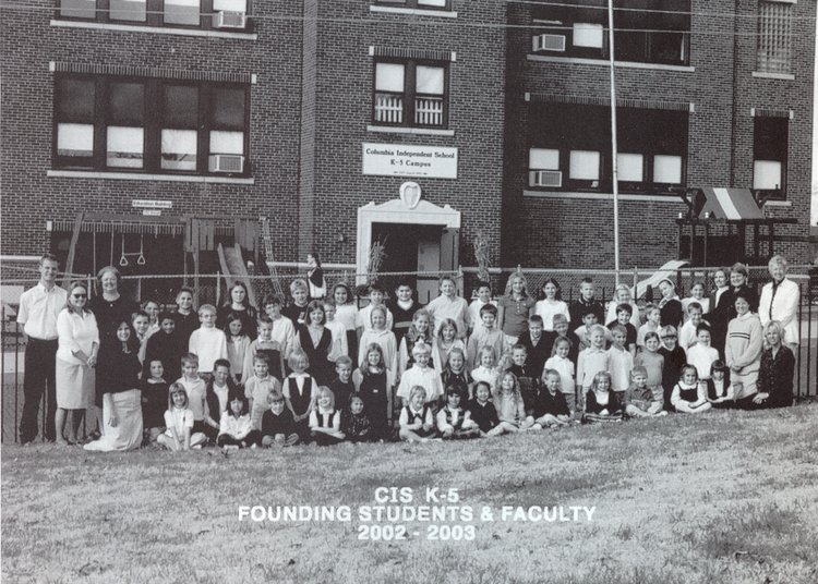 Navygoldnewsletterimage